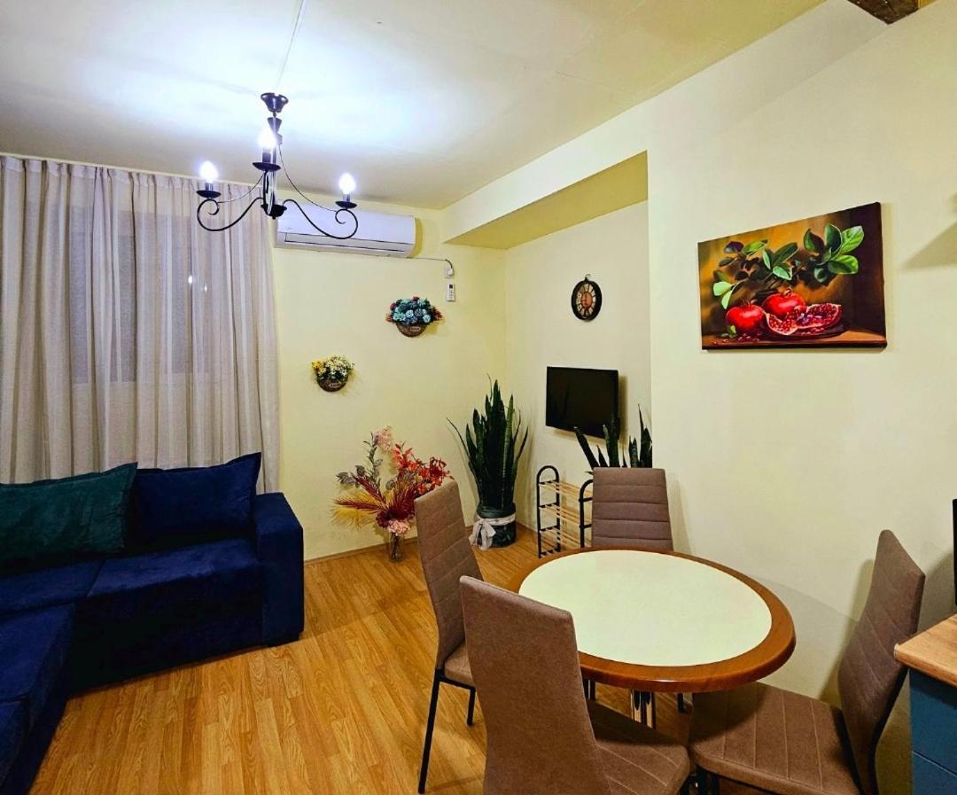 Apartment In The Old District Tbiliszi Kültér fotó